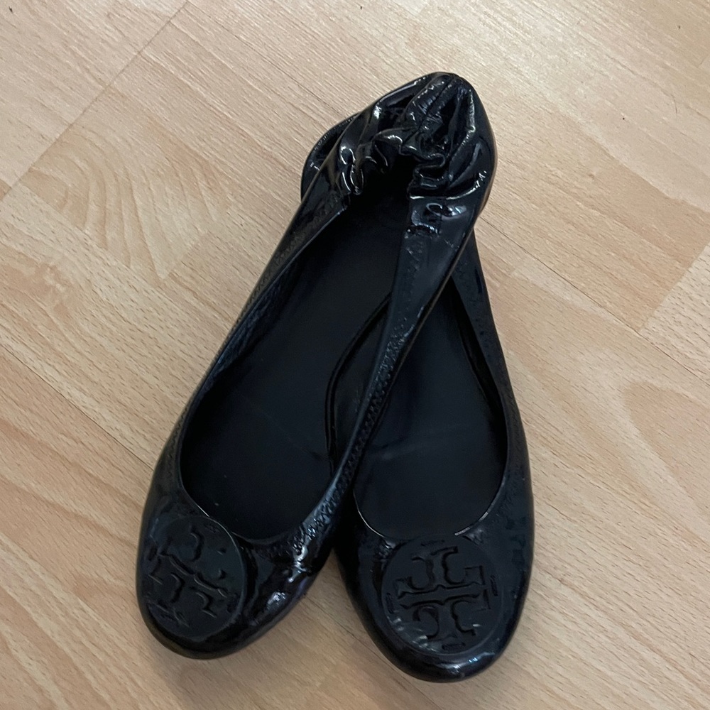 Tory Burch Black Patent Minnie Travel Ballet Flat